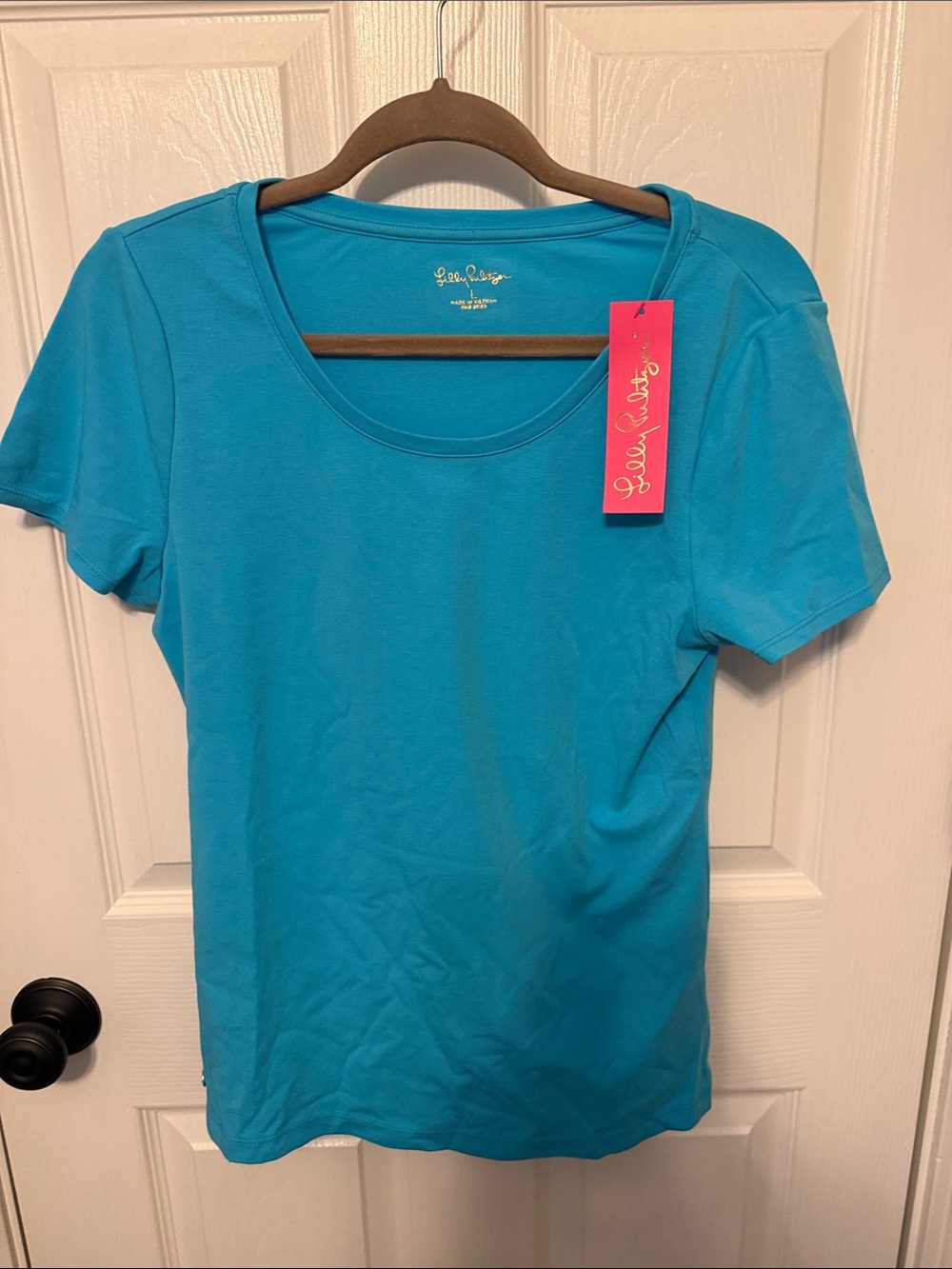 Lilly Pulitzer Scoop Neck Tee in Turquoise Blue
